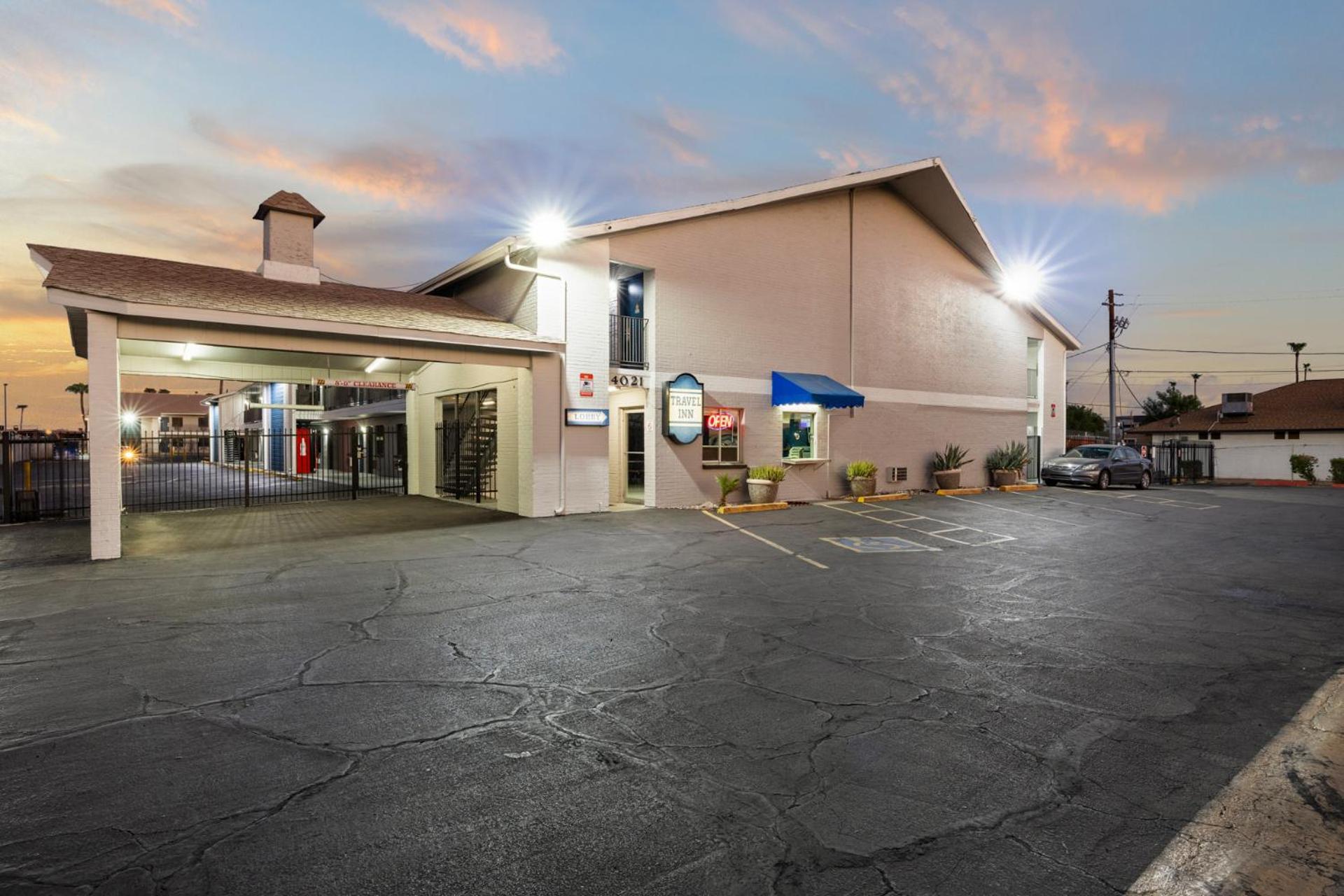 Travel Inn Phoenix Exteriér fotografie